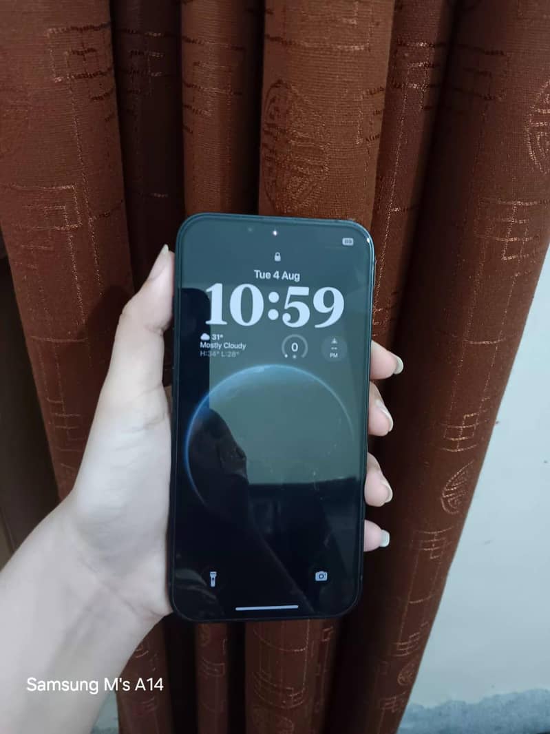 Apple iPhone 13 1
