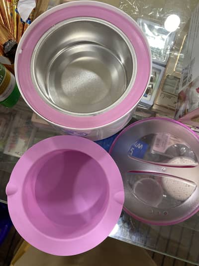 Wax heater
