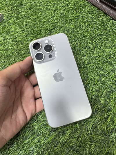 Apple iPhone 15 Pro