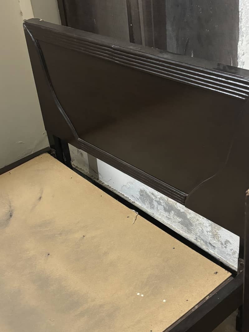 Single bed 2 2