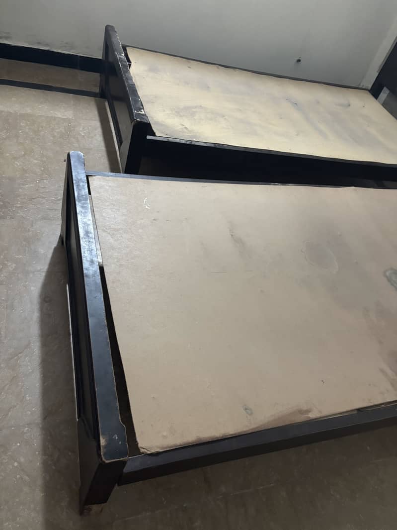Single bed 2 3