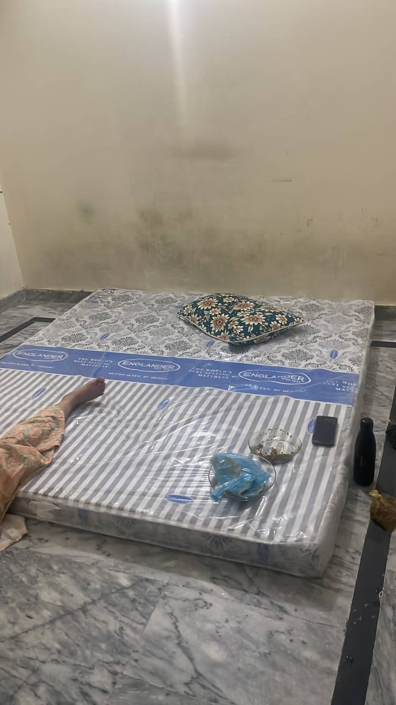 Englander mattress 0