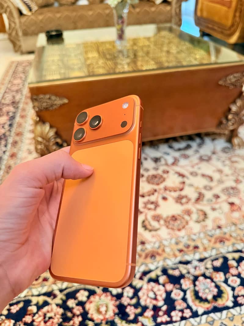 Apple iPhone 17 Pro Max 5