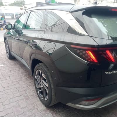 Tucson Hybrid AWD