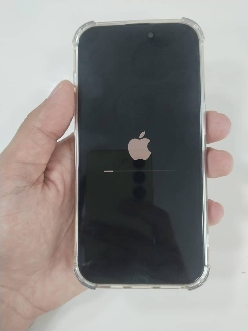 Apple iPhone 14 Pro 0