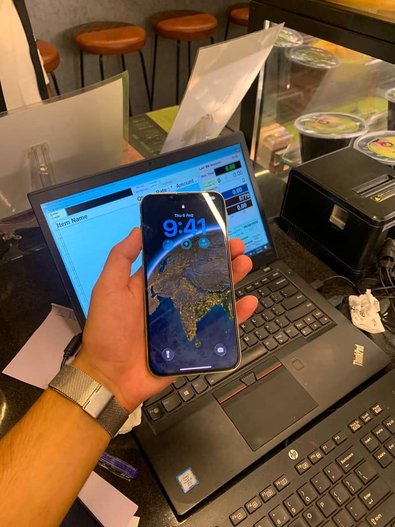 Apple iPhone 13 Pro Max 1