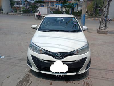 Toyota Yaris 2021