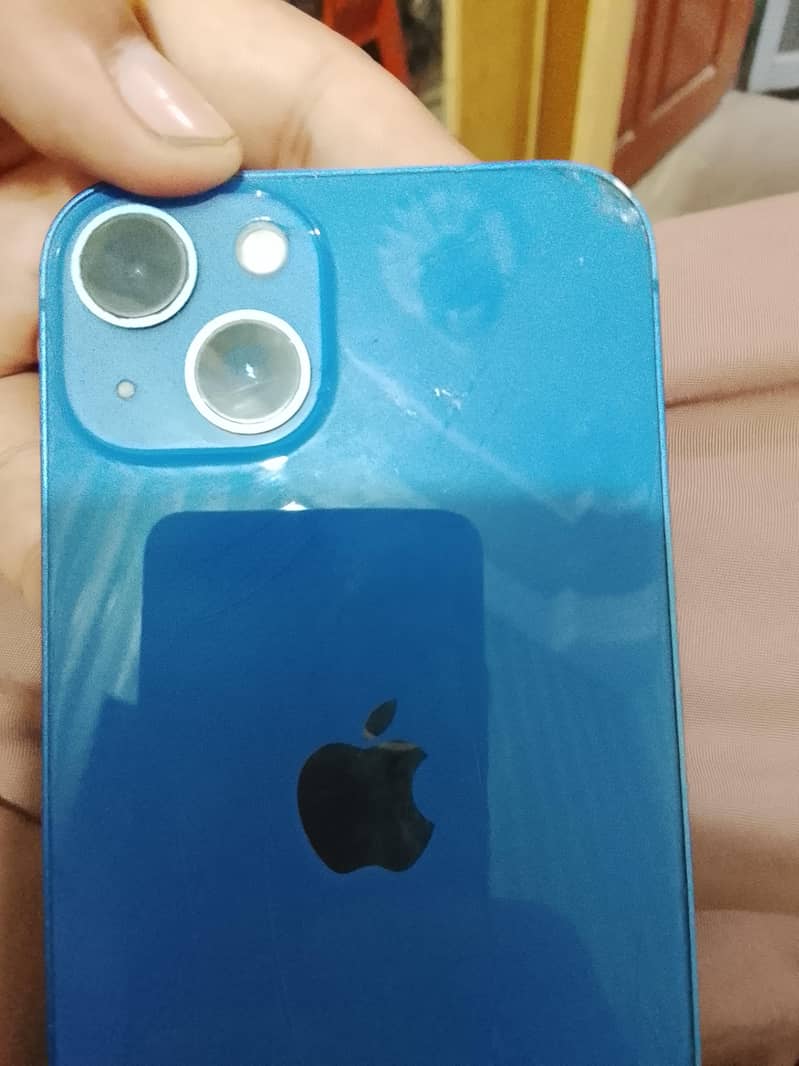 Apple iPhone 13 0