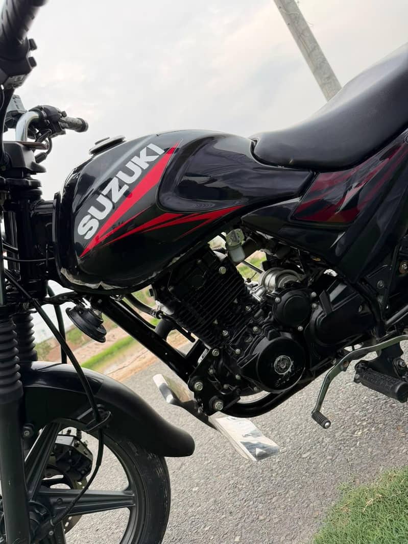 Suzuki gr150cc 3