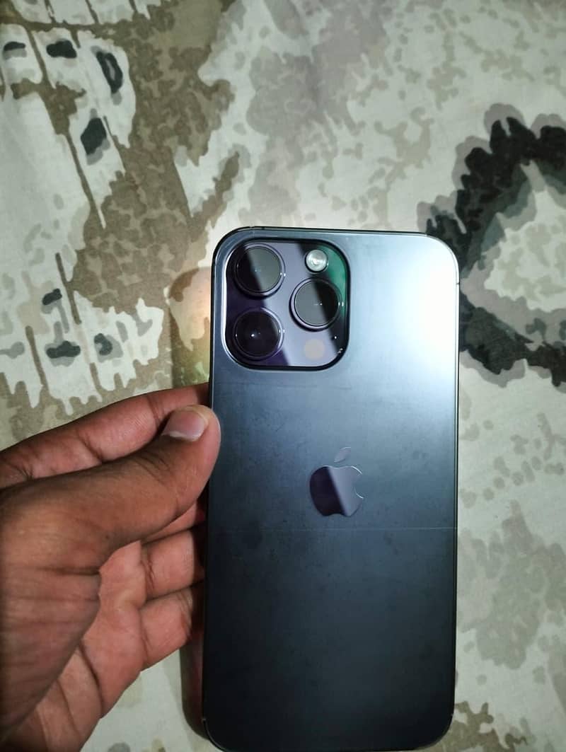 Apple iPhone 14 Pro Max 4