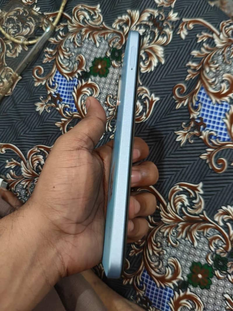 OPPO A18 4