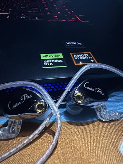 KZ CASTOR PRO . iems with box