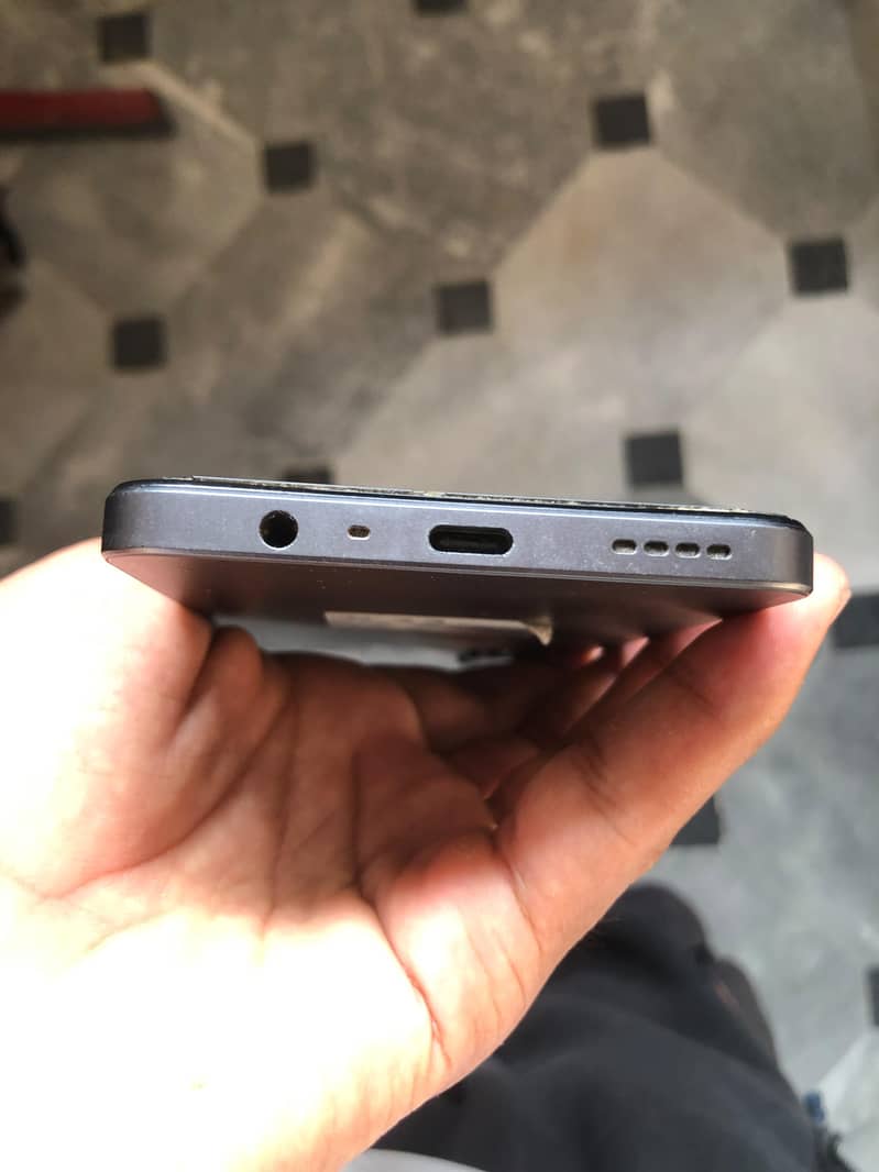 Realme Note 60x 3