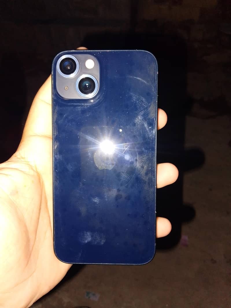 Apple iPhone 13 2