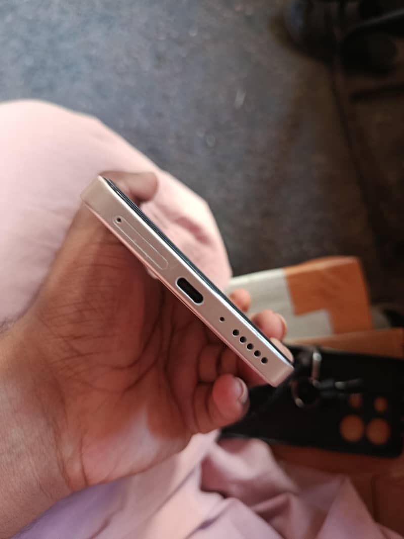 Xiaomi Redmi Note 13 4