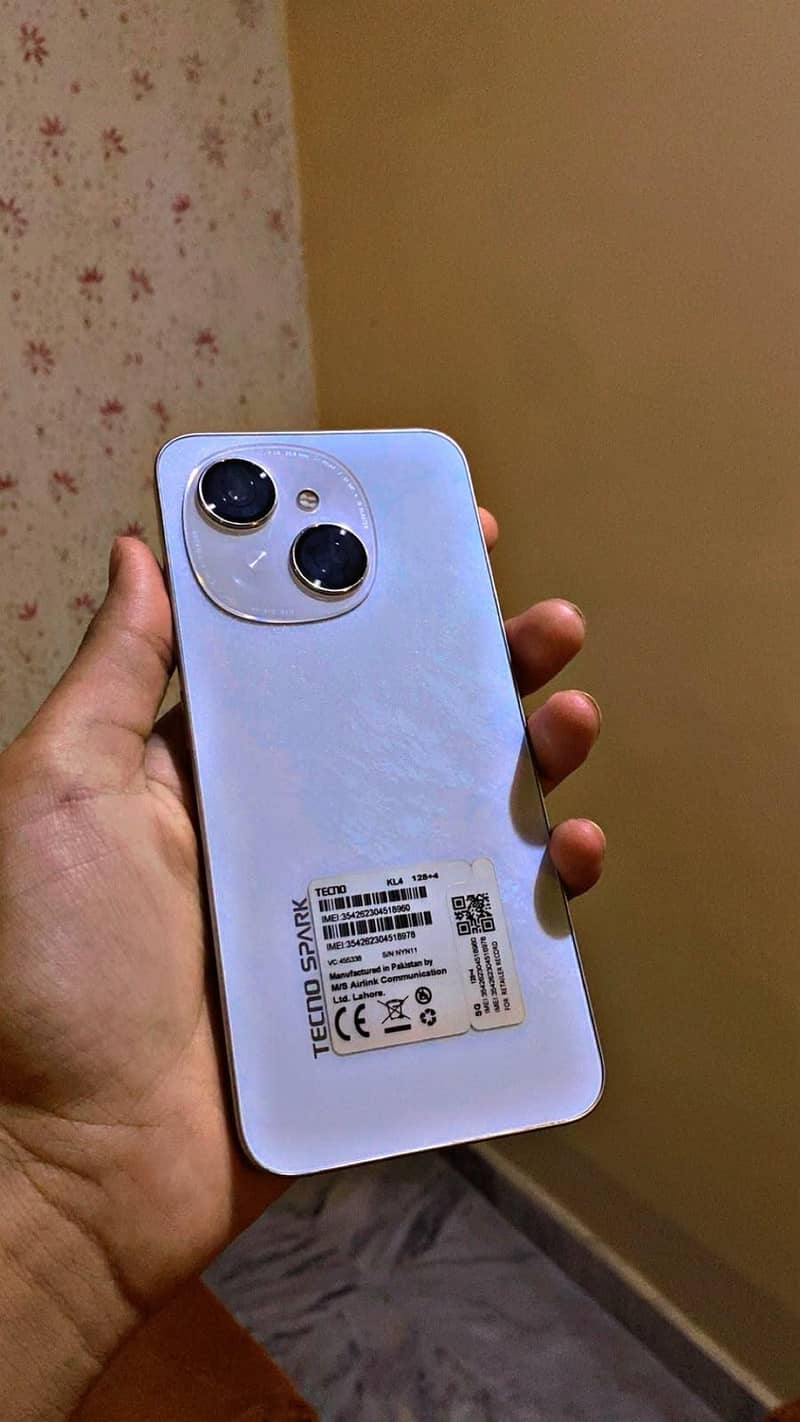 tecno spark go 1