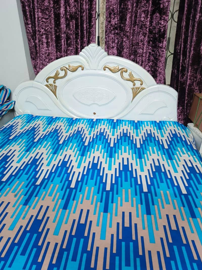 bed set with matter's 1