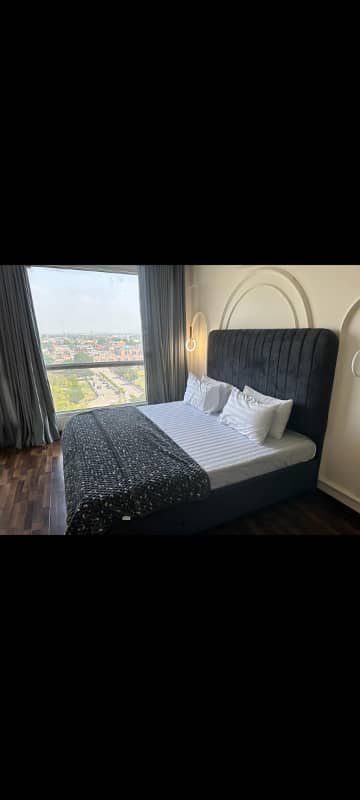 1BED LUXURY FURNISH APARTMENT AVAILABLE DAILY BASIS FOR RENT IN ISLAMABAD ELYSIUM MALL