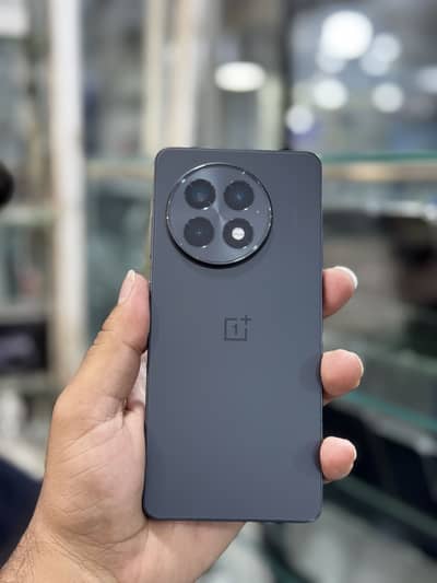 One Plus Ace 5 non active 4 months sim time