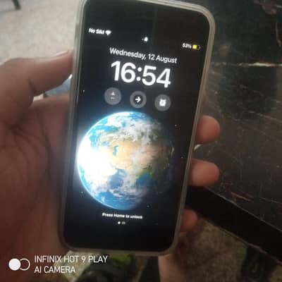 Apple iPhone SE