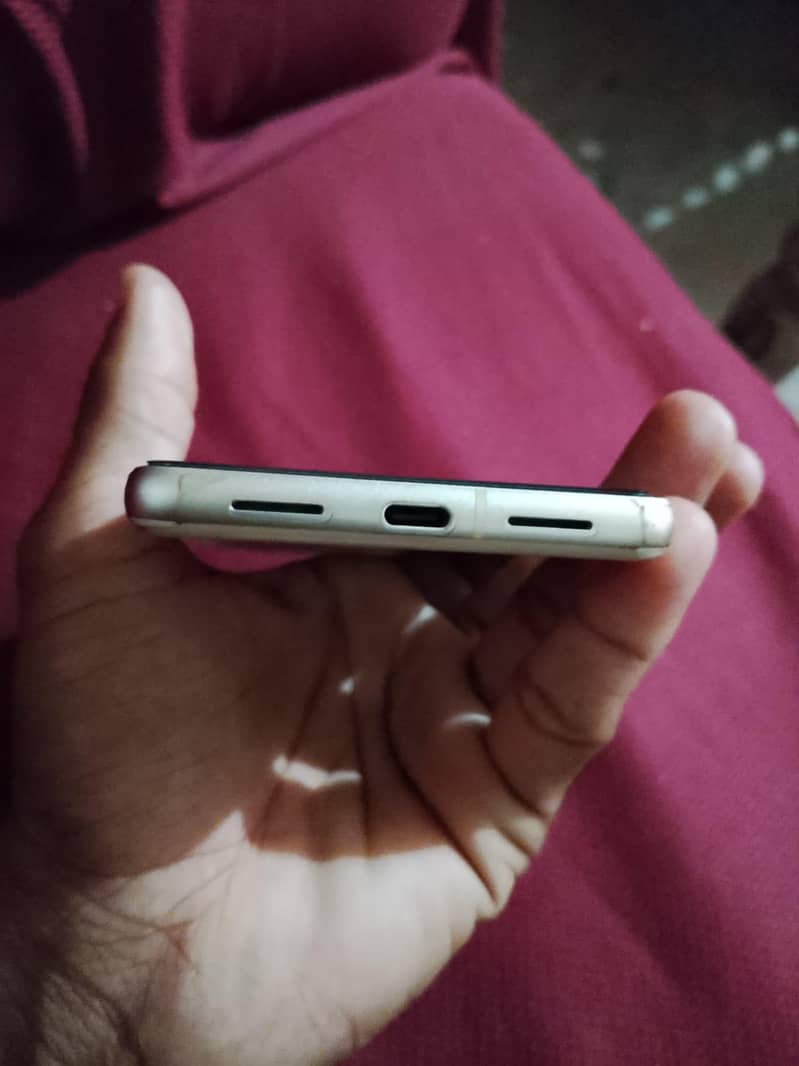 Google Pixel 7 5