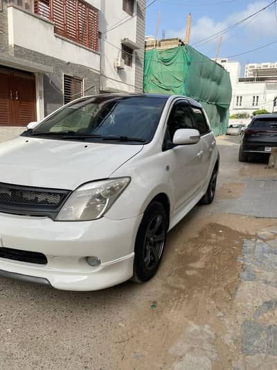 Toyota IST 2007