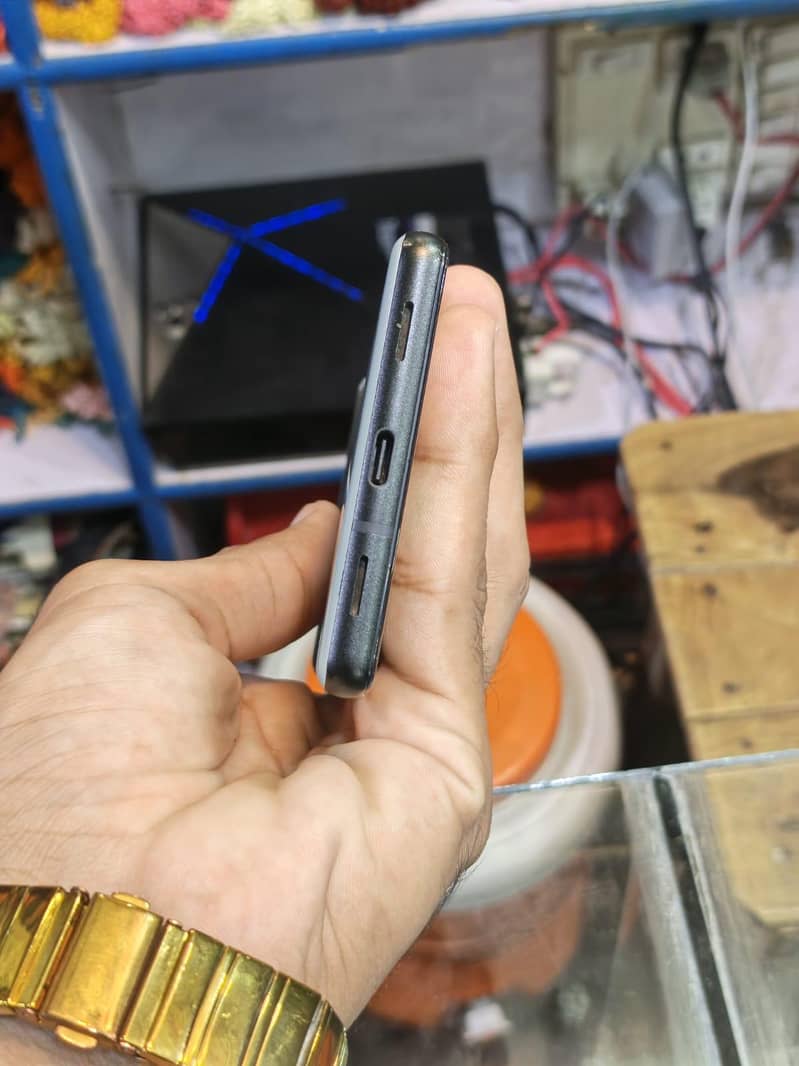 Google Pixel 6a 0