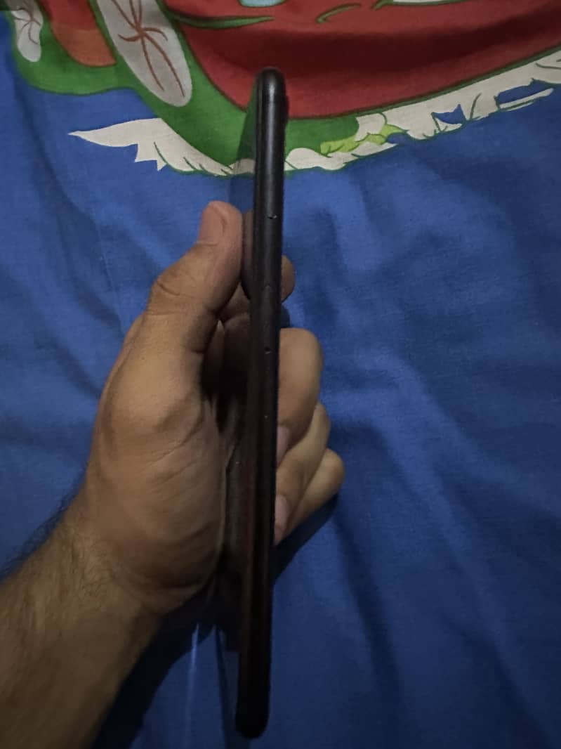 Apple iPhone 7 Plus 2