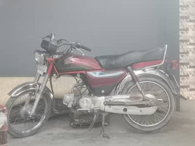 Honda CD 70 2017