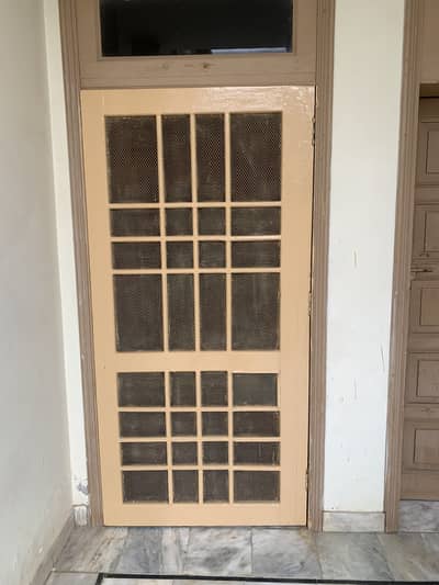 Dayaal wooden jaali door