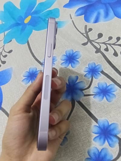 Apple iPhone 14