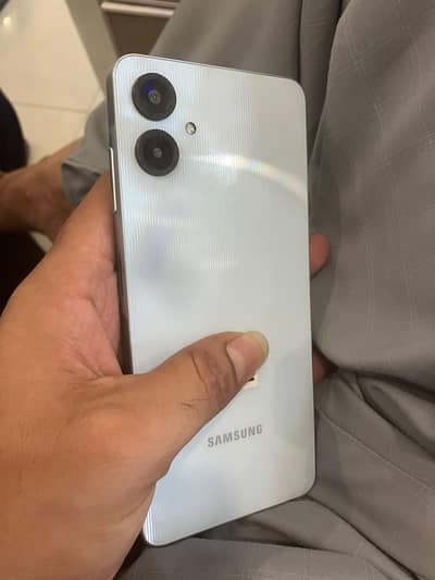 Samsung ao6 4/64 one hand used phone 10+8 condition
