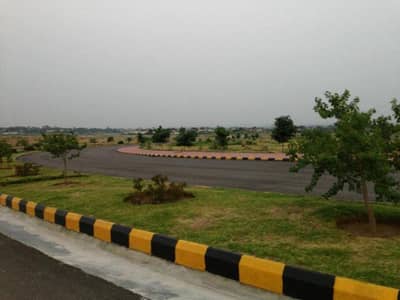 5 Kanal Corner Farmhouse Plot For Sale In Gulberg Greens | Prime Location | Ideal Investment