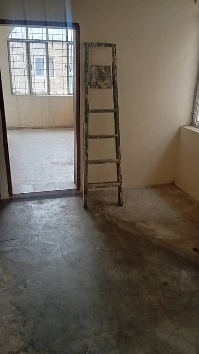 Affordable Lower Portion For Rent In Allama Iqbal Town - Kamran Block 2 Beds Drawing