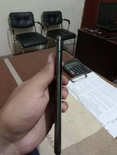 One Plus 7 Pro 6+gb ram 128