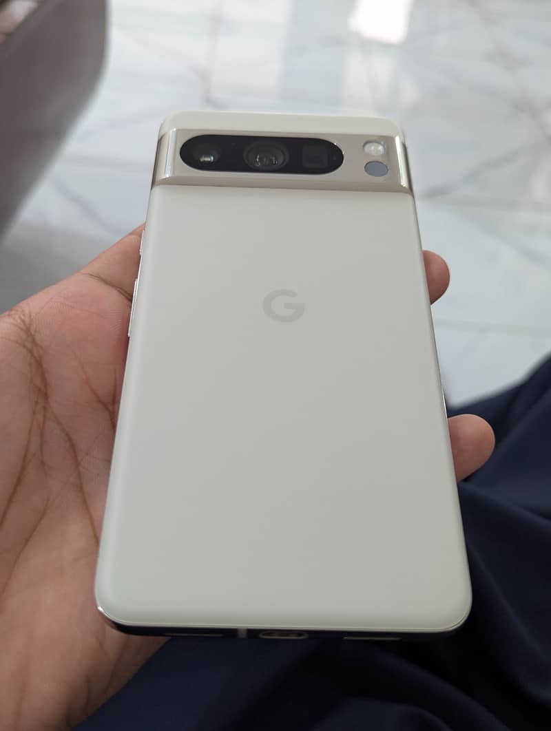 Google Pixel 8 Pro 2