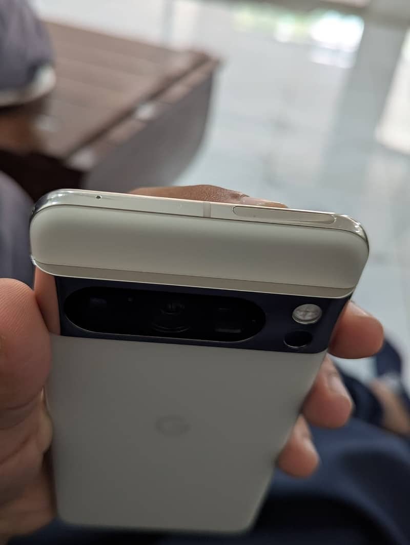 Google Pixel 8 Pro 6