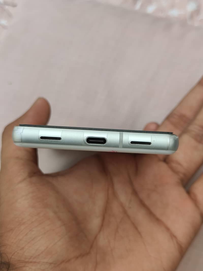 Google Pixel 7a 1
