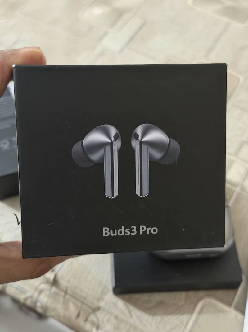 Buds 3 Pro 7