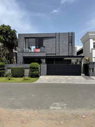 1 Kanal Luxury Designer House For Sale In Bahria Town Lahore.