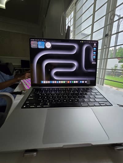 MacBook M1 Pro 16gb 1tb