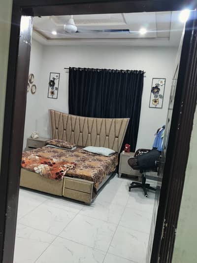 5 MARLA UPPER PORTION FOR RENT IN EDEN BOULEVARD MAIN COLLEGE ROAD LHR