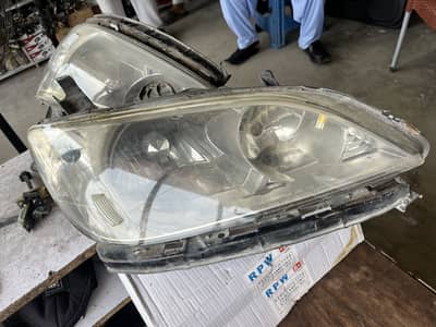 Honda Civic 2005 Headlights