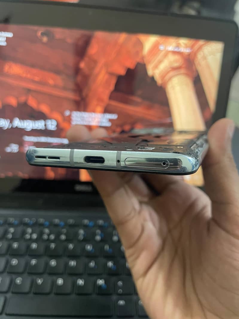 One Plus 8T 5