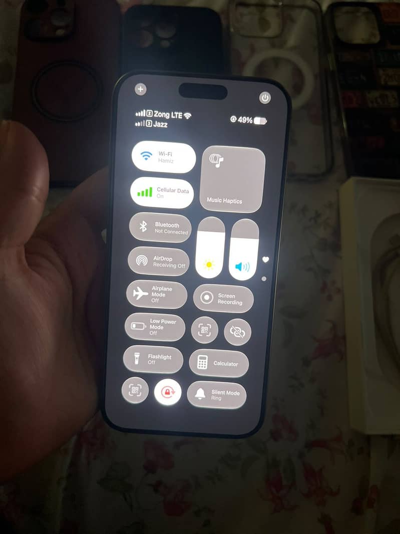 Apple iPhone 16 Pro Max 9