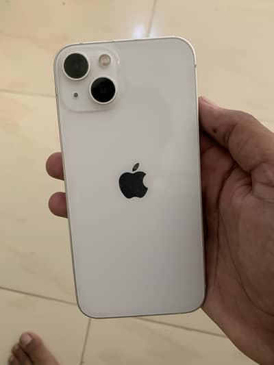 Apple iPhone 13