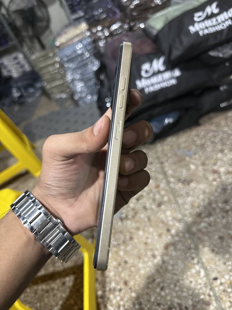 Tecno Spark 20C 3