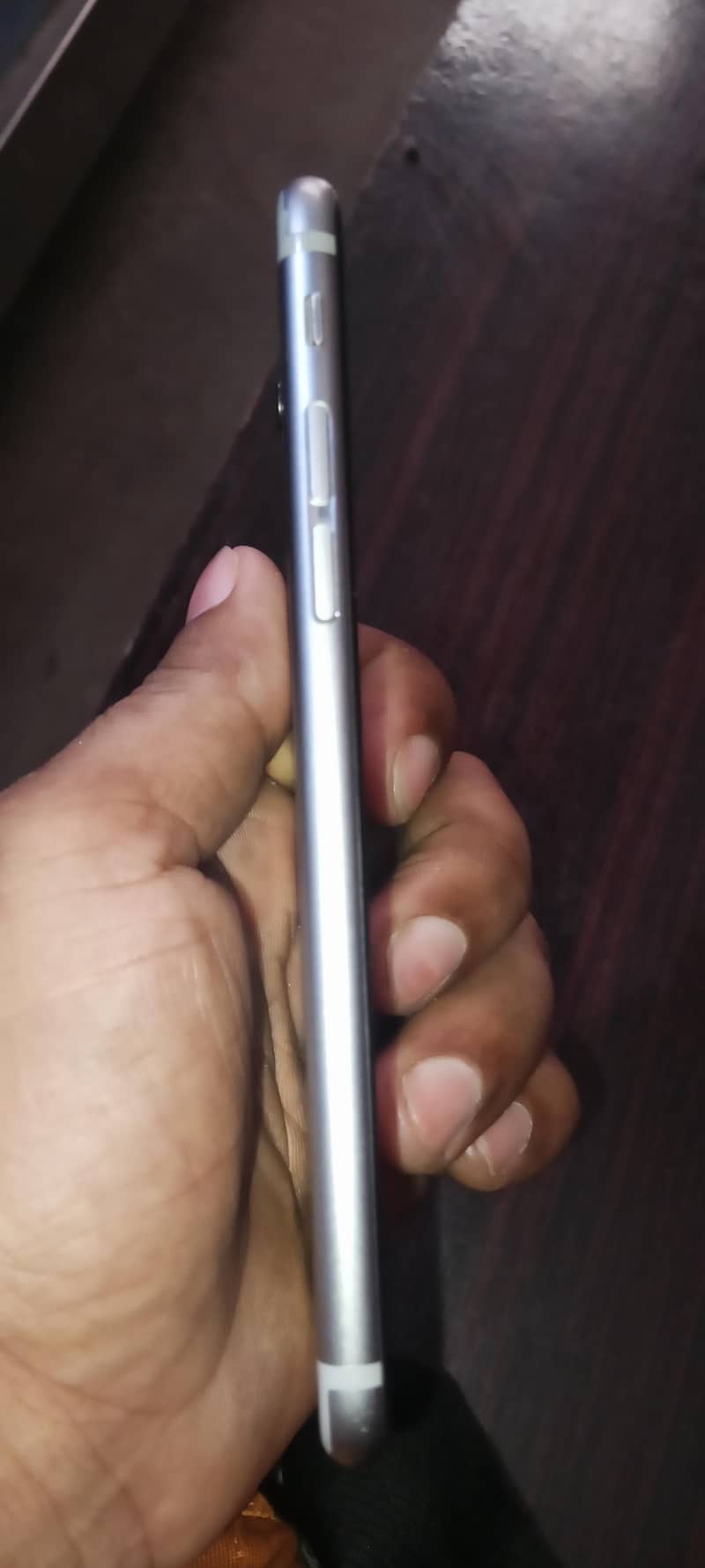 Apple iPhone 6 Plus 1