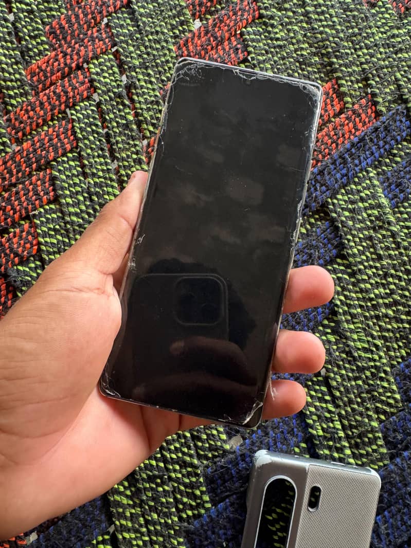 Tecno CAMON 40 Pro 2