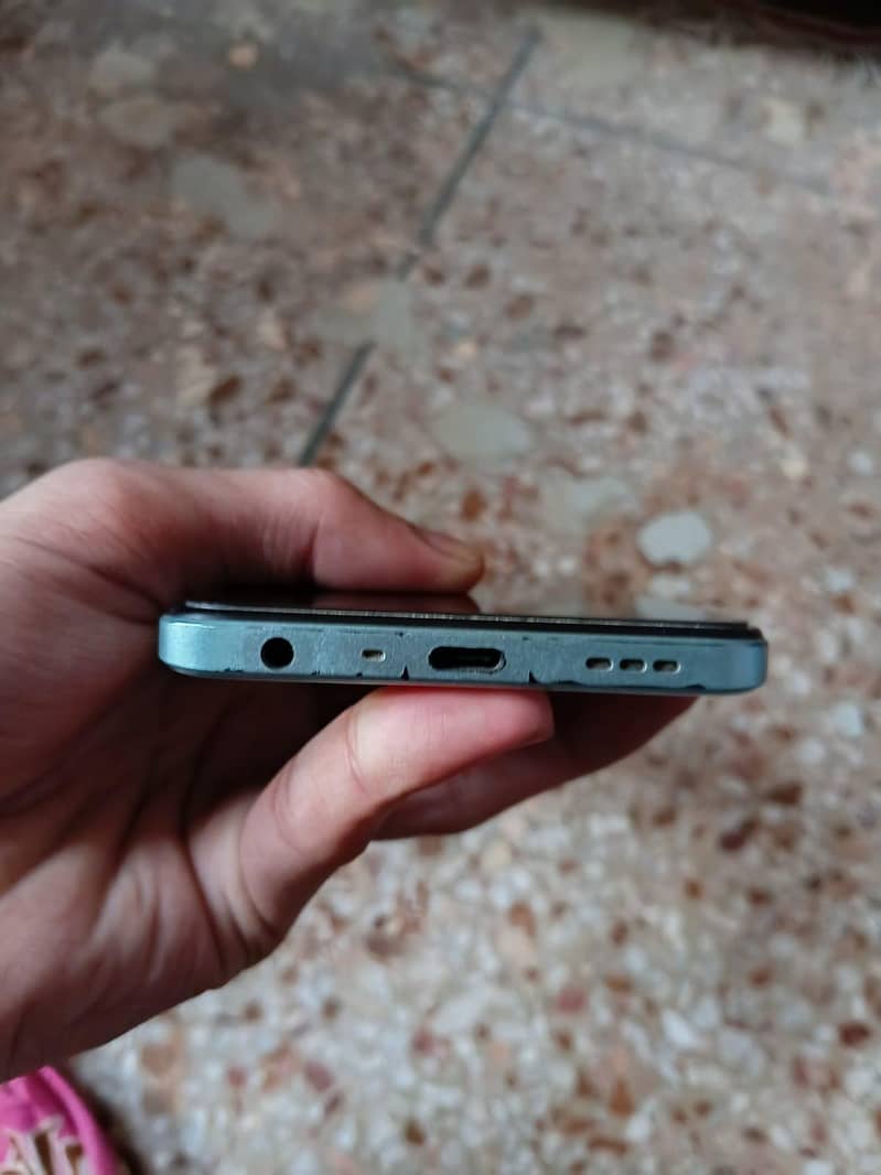 OPPO A58 0